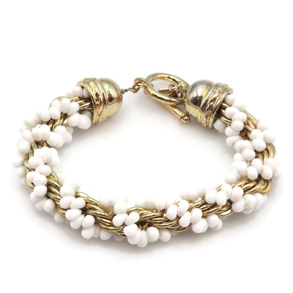 NWT Banana Republic Twisted Gold Tone Acrylic White Beaded Bracelet